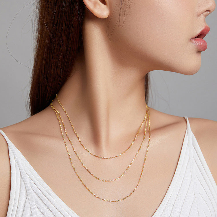 Classic Clasp Chain Necklace