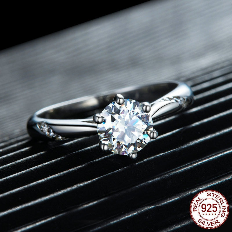 Luxurious Moissanite Ring